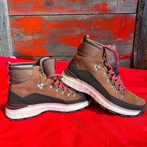 COLE HAAN, 13M, CRML/LTWSKY/ALA